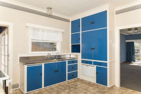 Photo of property in 97 Guy Street, Dannevirke, 4930