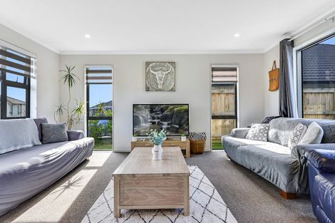 Photo of property in 8 Kaaka Street, Cambridge, 3434