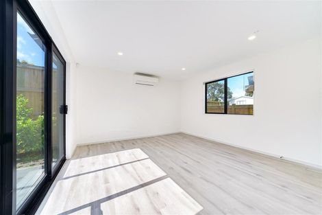Photo of property in 14 Matukutureia Lane, Manurewa, Auckland, 2102