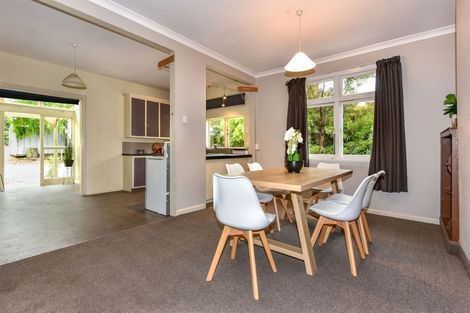Photo of property in 52 Bowhill Road, New Brighton, Christchurch, 8083