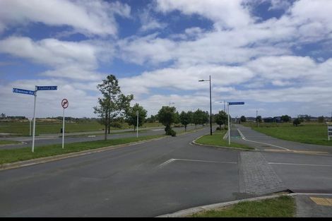 Photo of property in 11 Faithful Drive, Karaka, Papakura, 2113