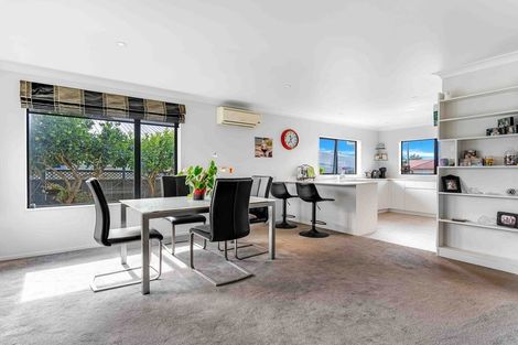 Photo of property in 45 Merlot Heights, Huapai, Kumeu, 0810