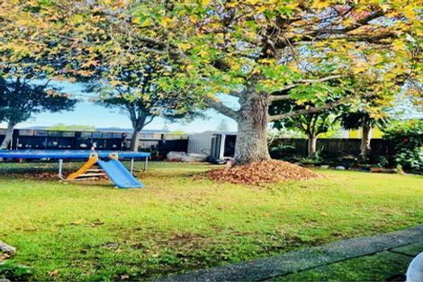 Photo of property in 11 Hikurangi Street, Te Atatu Peninsula, Auckland, 0610