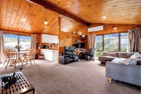 Photo of property in 27 Ray Small Drive, Papakura, 2110