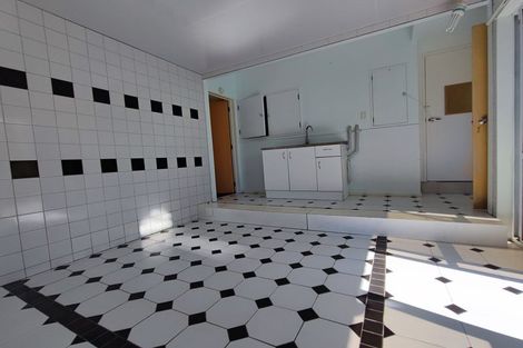 Photo of property in 59 Beach Road, Castor Bay, Auckland, 0620