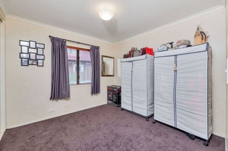 Photo of property in 22 Kate Sheppard Avenue, Torbay, Auckland, 0630