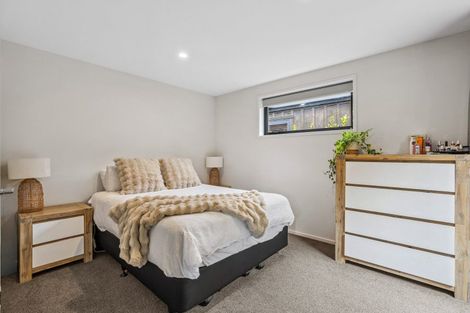 Photo of property in 2 Clover Lane, Lake Hayes, Queenstown, 9304