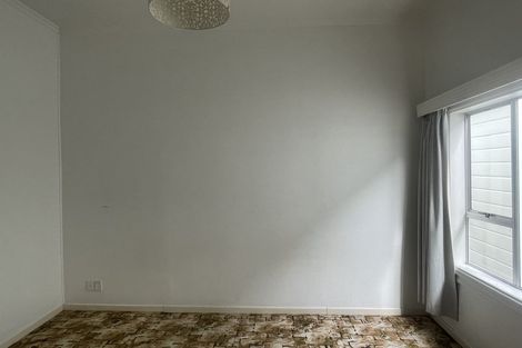 Photo of property in 19 Myrtle Crescent, Mount Cook, Wellington, 6021