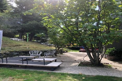 Photo of property in 39 Arawata Terrace, Fernhill, Queenstown, 9300