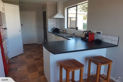 Photo of property in 31 Gilmour Place, Taradale, Napier, 4112