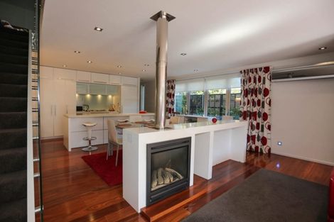 Photo of property in 10 Holly Road, St Albans, Christchurch, 8014