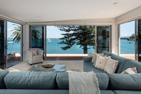 Photo of property in 11 The Mall, Mount Maunganui, 3116