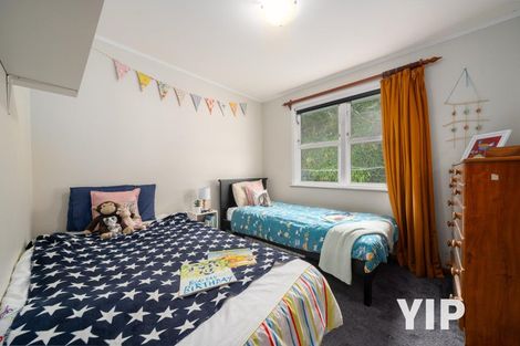 Photo of property in 7 Catherine Crescent, Paparangi, Wellington, 6037