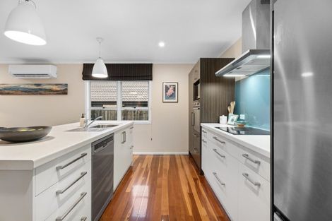 Photo of property in 36 Robertson Street, Glenholme, Rotorua, 3010
