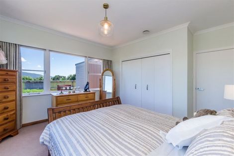 Photo of property in 27 Sweetman Avenue, Paraparaumu Beach, Paraparaumu, 5032