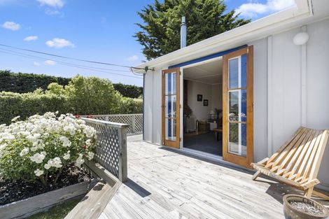 Photo of property in 54 Princess Street, Martinborough, 5711