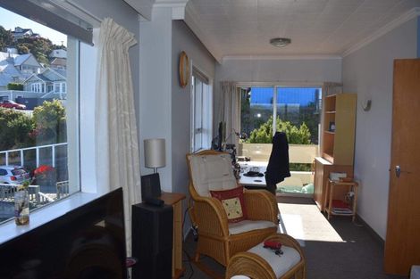Photo of property in Grafon Court Flats, 53u7 Grafton Road, Roseneath, Wellington, 6011