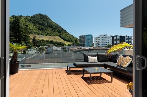 Photo of property in 11 The Mall, Mount Maunganui, 3116