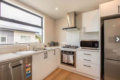 Photo of property in 10 Frankmoore Avenue, Johnsonville, Wellington, 6037