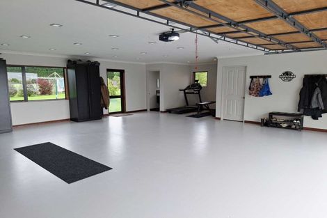 Photo of property in 94 Pohutukawa Drive, Levin, 5571