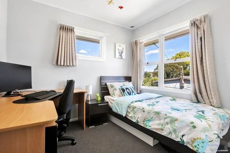 Photo of property in 9 Reiman Street, New Lynn, Auckland, 0600