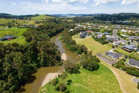 Photo of property in 12 Admiralty Drive, Haruru, 0204
