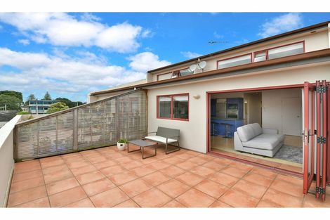 Photo of property in 33e Florence Avenue, Orewa, 0931