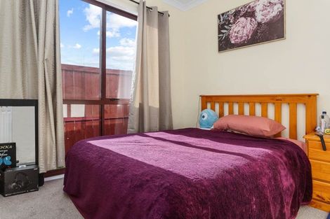 Photo of property in 3/48 Pooks Road, Ranui, Auckland, 0612