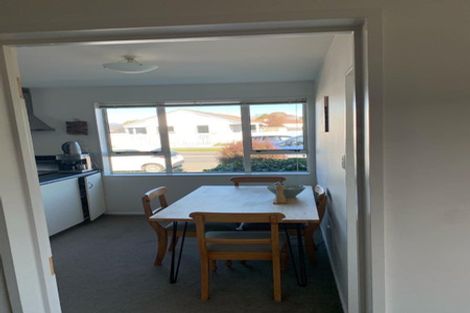 Photo of property in 25 Prestons Road, Redwood, Christchurch, 8051