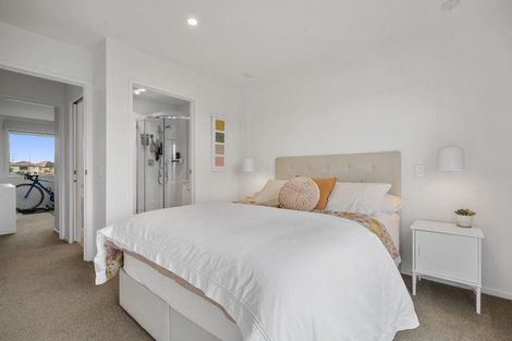 Photo of property in 26/47a Huntington Drive, Huntington Park, Auckland, 2013