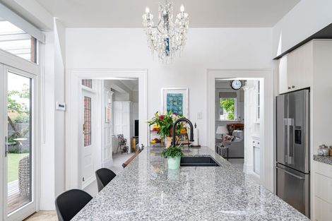 Photo of property in 15 Ings Avenue, Saint Clair, Dunedin, 9012