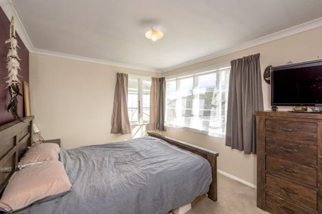 Photo of property in 26 Goldsmith Crescent, Levin, 5510