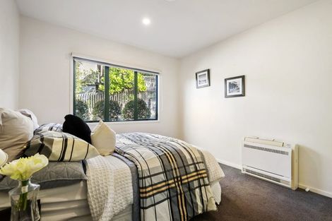 Photo of property in 2/60 Arran Road, Browns Bay, Auckland, 0630