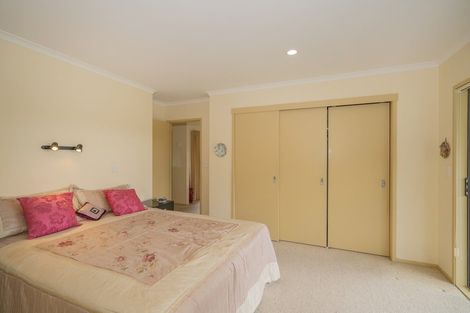 Photo of property in 24 Heritage Close, Whitianga, 3510