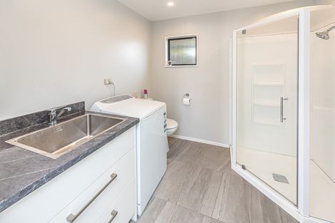Photo of property in 32 Exeter Crescent, Springvale, Whanganui, 4501