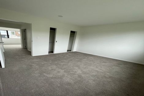 Photo of property in 152 Tiriwa Drive, Massey, Auckland, 0614