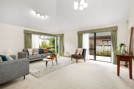 Photo of property in 147 Westchester Drive, Churton Park, Wellington, 6037