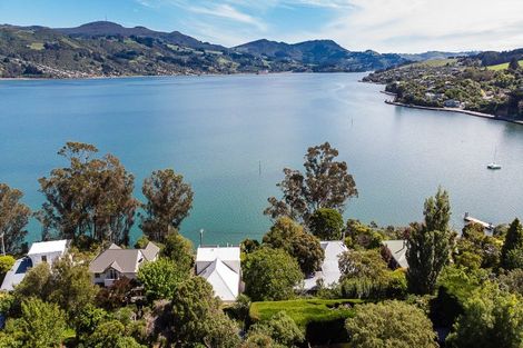 Photo of property in 34 Marine Parade, Macandrew Bay, Dunedin, 9014