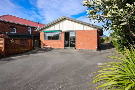 Photo of property in 72 Highcliff Road, Andersons Bay, Dunedin, 9013
