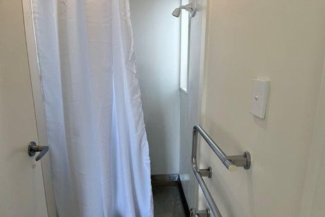 Photo of property in 12 Prince Regent Drive, Half Moon Bay, Auckland, 2012