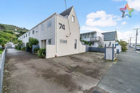 Photo of property in 74f4 Freyberg Street, Lyall Bay, Wellington, 6022