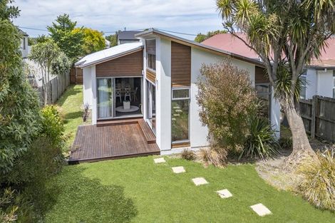 Photo of property in 137 Caledonian Road, St Albans, Christchurch, 8014