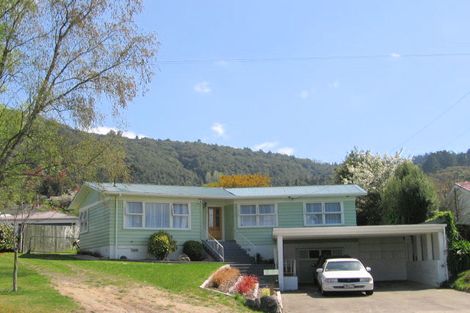 Photo of property in 7 Inverness Road, Western Heights, Rotorua, 3015