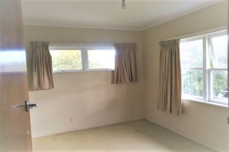 Photo of property in 2/13 Ocean View Road, Hillcrest, Auckland, 0627