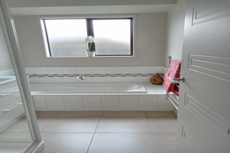 Photo of property in 19 Sirius Crescent, Rototuna North, Hamilton, 3210