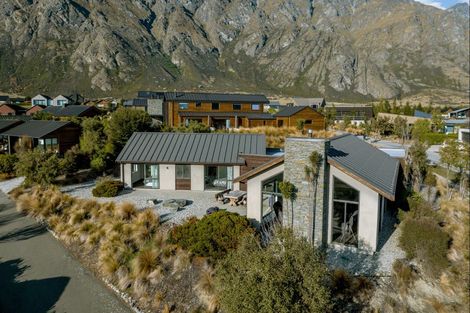 Photo of property in 15 Mckellar Drive, Jacks Point, Queenstown, 9371