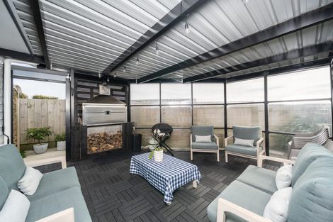 Photo of property in 4 Antigua Way, Grenada Village, Wellington, 6037