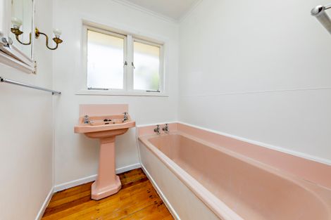 Photo of property in 43a Carruth Road, Papatoetoe, Auckland, 2025