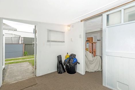 Photo of property in 64 Awapuni Road, Awapuni, Gisborne, 4010