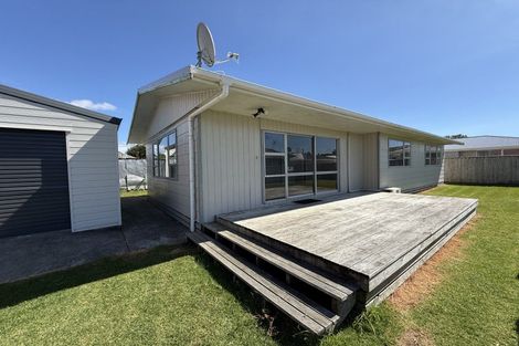Photo of property in 27 Blake Street, Waitara, 4320